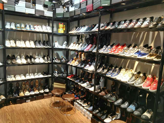 shoe shelf